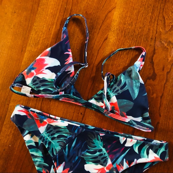 Shein Bikinis - Picture 3 of 6